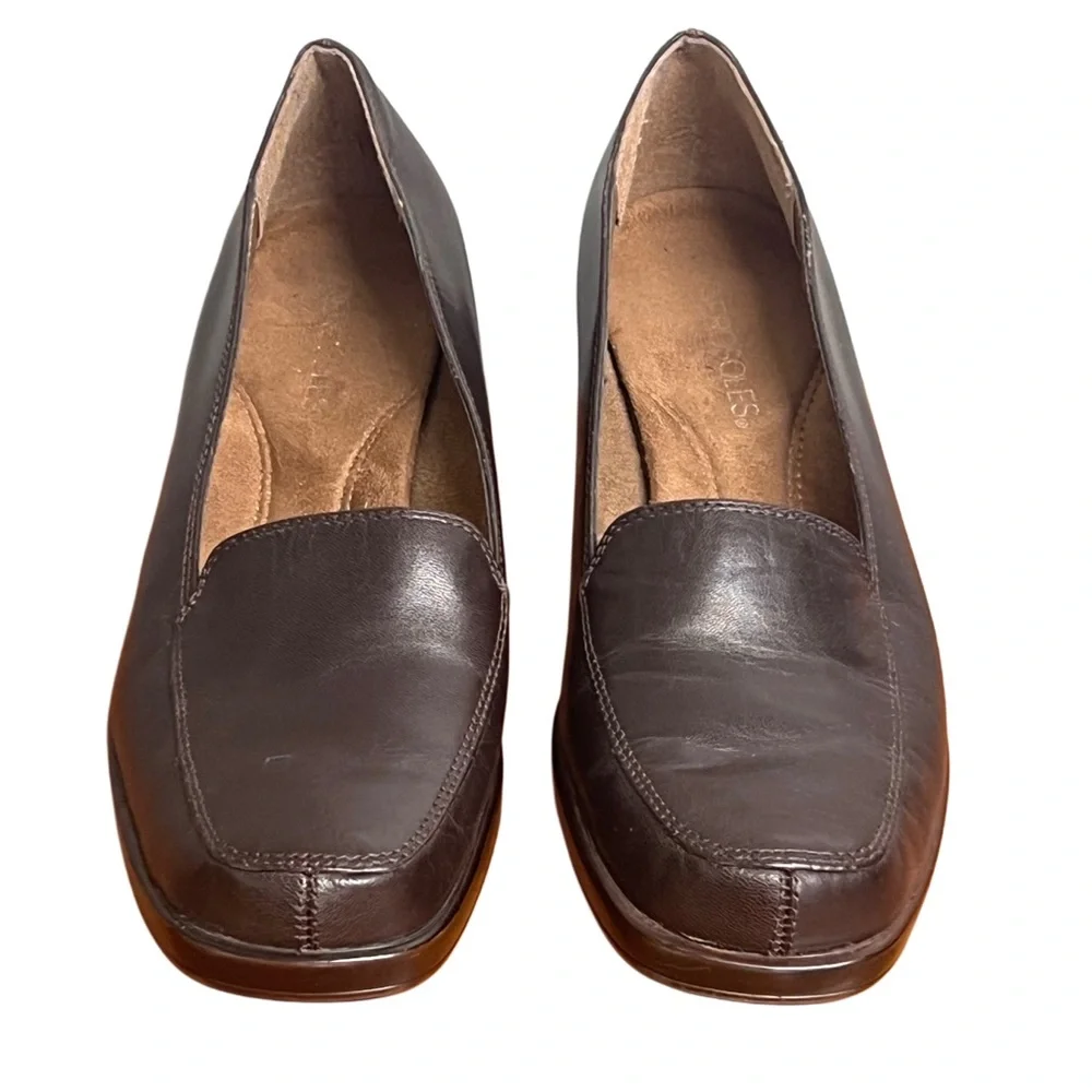 Women's AEROSOLES Final Exam Brown Leather Slip-On Wedge Heel Loafer Sz 9.5
